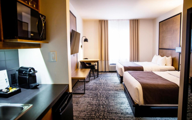 AX Hotel