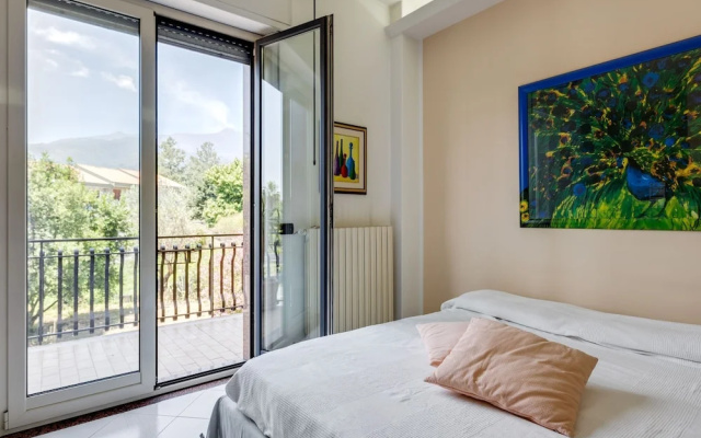 Pretty Apartment in Santa Venerina With Garden