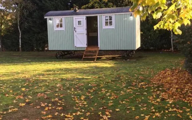 Jasmine The Shepherd Hut