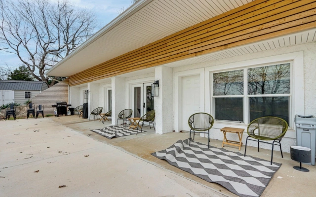 Patio + Golf Course Views: Monkey Island Escape!