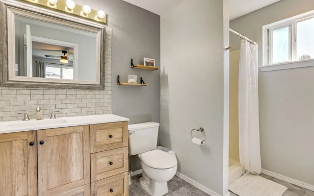 Family-friendly Home w/ Fire Pit in Bend!
