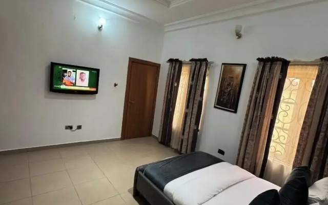 The Breeze Apartment