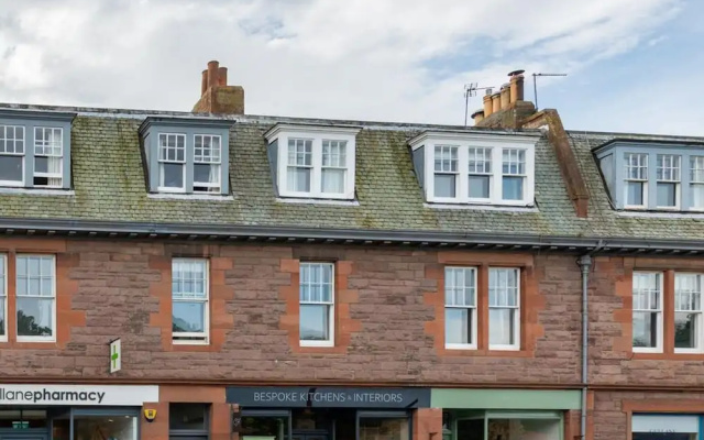 Rosebery Place in the Heart of Gullane