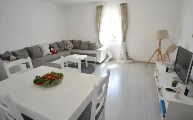 Kate in Rovinj With 1 Bedrooms and 1 Bathrooms