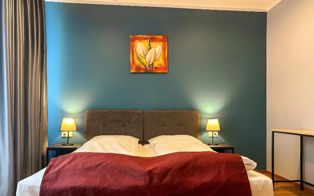 Отель Trip Inn Düsseldorf Neuss