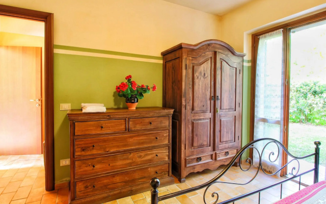 Apartment in Marche With Pool & Terrace