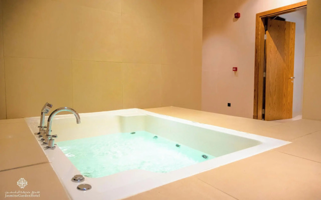 Jasmine Garden Hotel