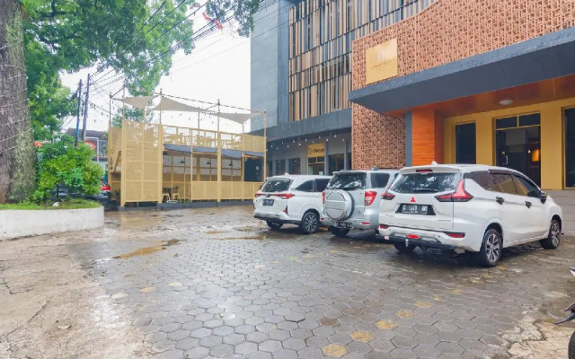 Cihampelas Hotel 2