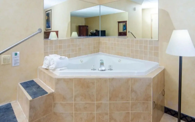 Coldwater Inn & Suites near I 69