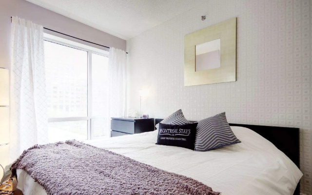 Le 1009 Bleury by CorporateStays