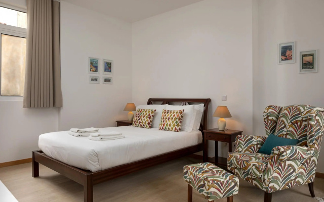 Ribeira das Casas Apt 3F by Homie