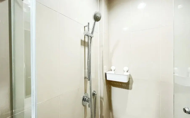 1Br Near Summarecon Mall At M-Town Signature Apartment