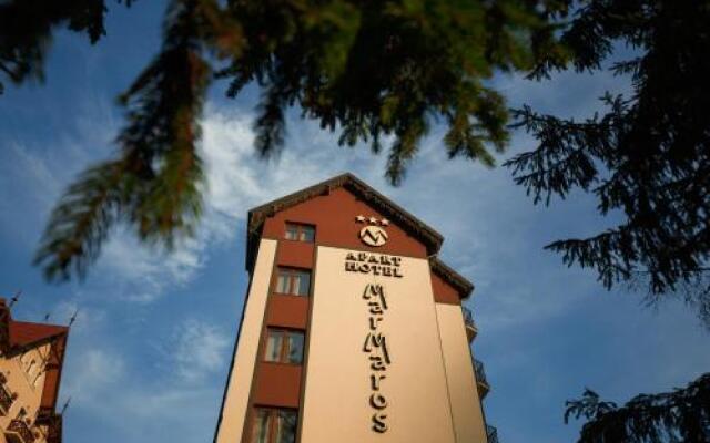 MarMaros Hotel вид на фасад