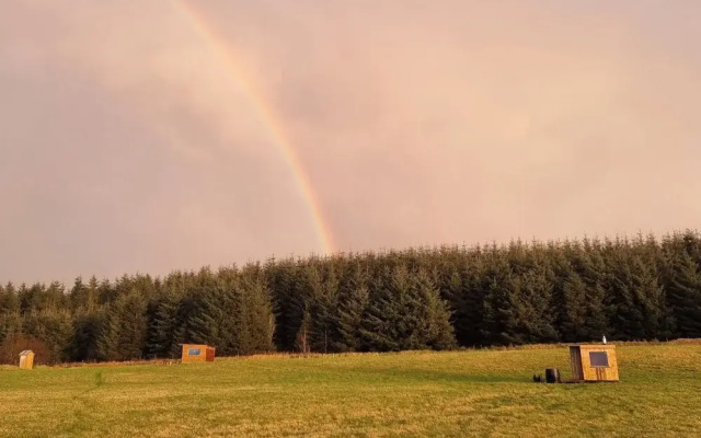 Glamping Pod - Sleeps 2 - Pets - Parking - Wifi
