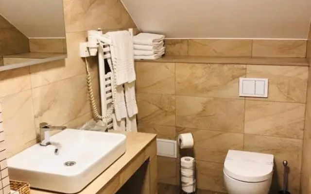 Hotel Mariko Inn