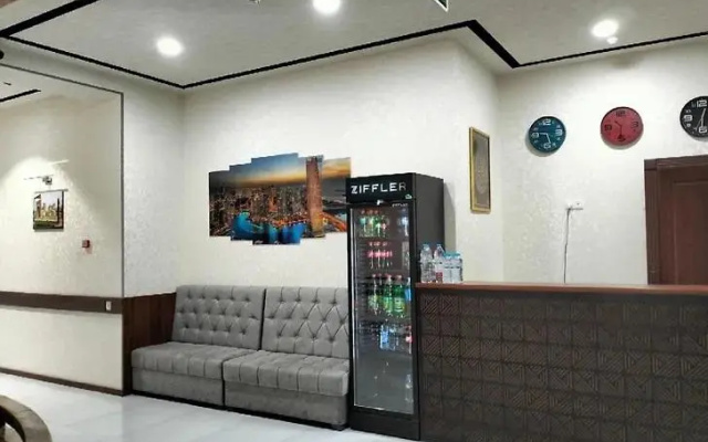 Brand Center Hotel (Брэнд Центр)