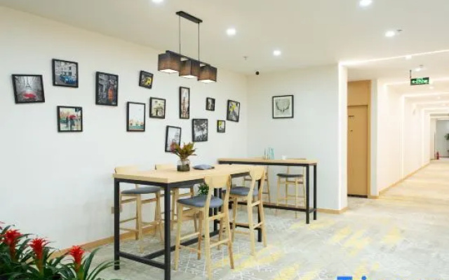 Xiyun Light Luxury Homestay (Nantong University)
