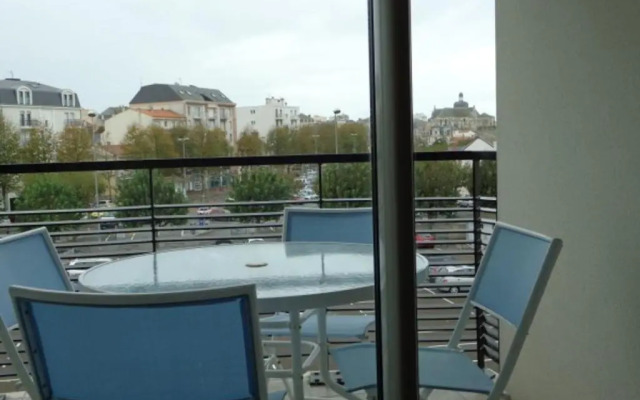 Appartement Les Sables-d'Olonne, 3 pièces, 4 personnes - FR-1-331-6