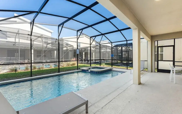 Sophisticated 6BR at Storey Lake Sl2766