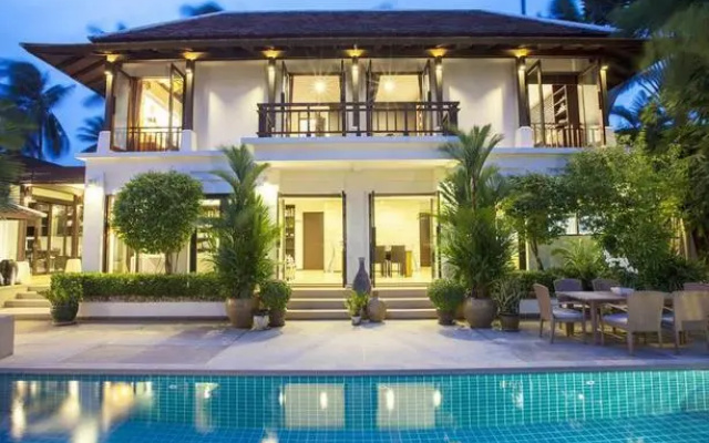 Villa Maeve