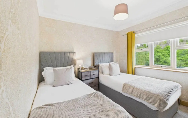 Host Stay Castle View