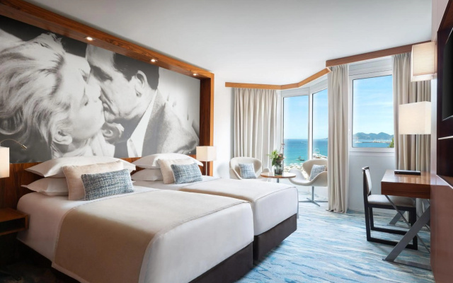 Отель JW Marriott Cannes