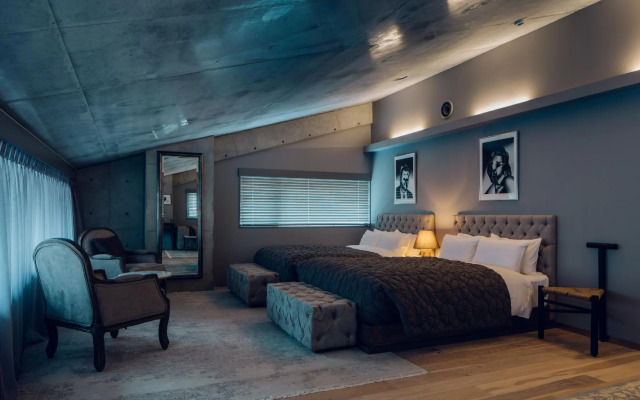 Node Hotel