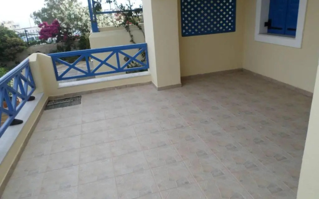 Santorious Family Apartment