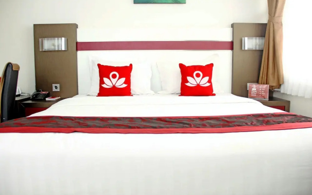 ZEN Rooms Kiaracondong