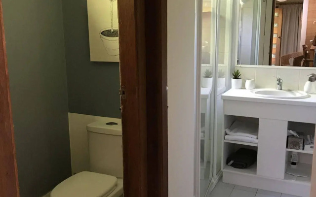 Tallow Beach Motel - Adults Only
