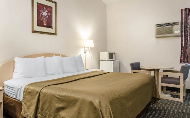Rodeway Inn State College
