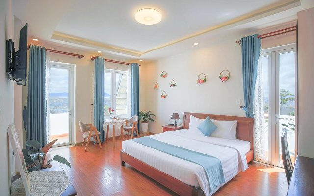 Rose Valley Hotel