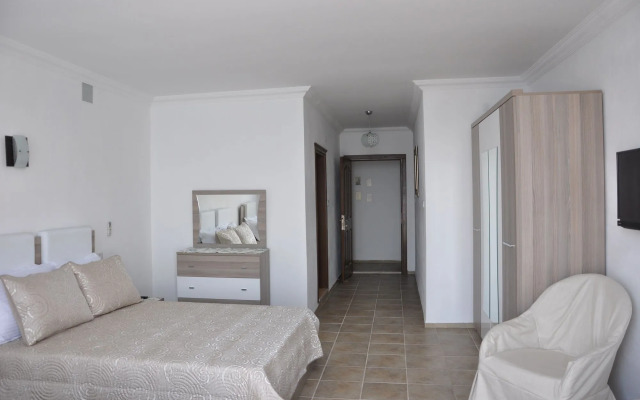 Pisces Hotel