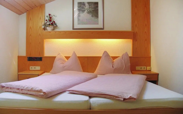 Chalet in Dienten With Ski-in Access & Sauna