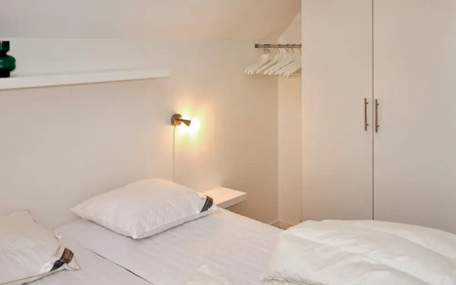 Lovely Holiday Home in Vaeggerlose with Hot Tub