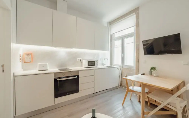 Downtown Cosy Apartment by Vacationy