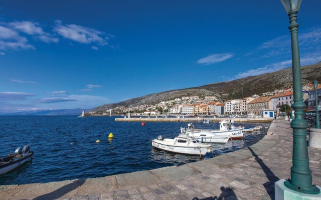 Beautiful Home in Senj With Wifi and 1 Bedrooms