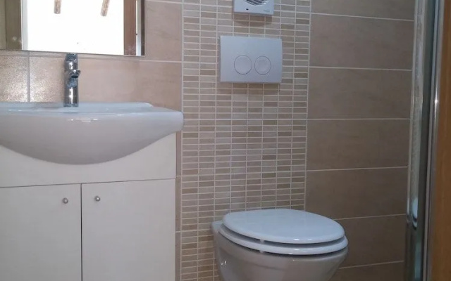 Apartments and Rooms Viskic