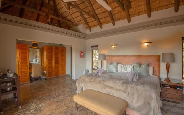 Sunbirds Oasis Lodge
