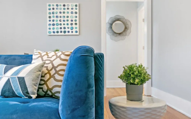 1BR City Comfort - Campbell rep