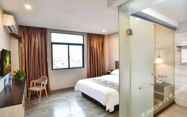 HUIFENGHOTEL