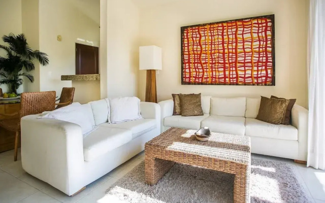 1BR Condo - Best Location! Pool+beach! Sleeps 4!!