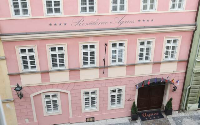Отель Residence Agnes Прага вид на фасад