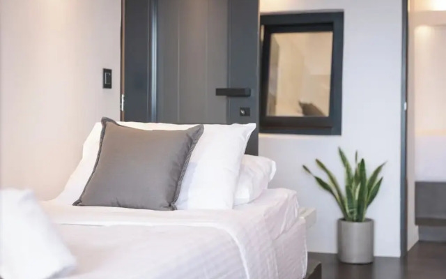 One of One Suites