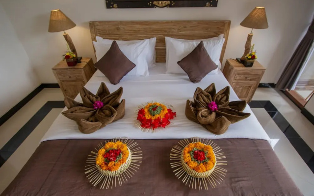 Ubud Paras Villa
