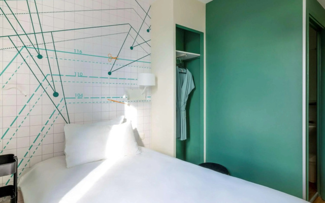 Отель ibis Styles Asnieres Centre
