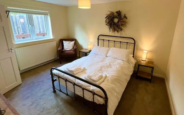 The Farmyard Inn