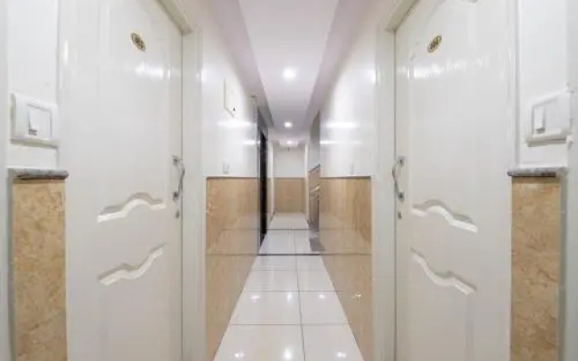 OYO 70382 Mass Residency