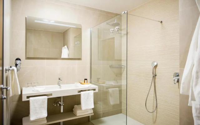 Hotel Safir Casino