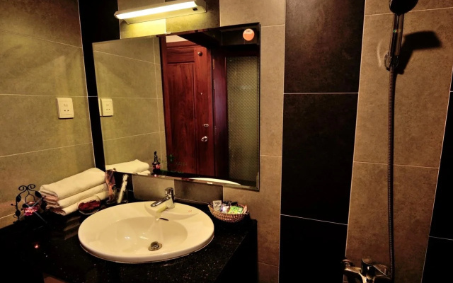 Dong Xanh Hotel